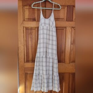 Carly Jean Cambria Maxi Dress